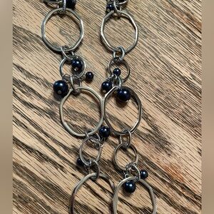 Elegant Silver and Deep Blue Chain Necklace